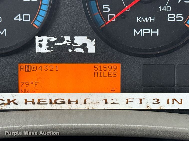 image for item EG5888 2010 International 4400 bucket truck