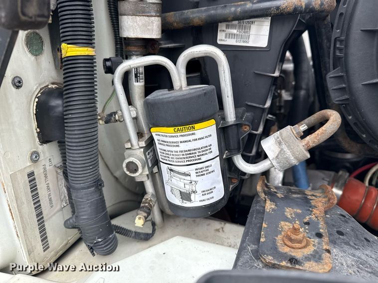 image for item EG5888 2010 International 4400 bucket truck