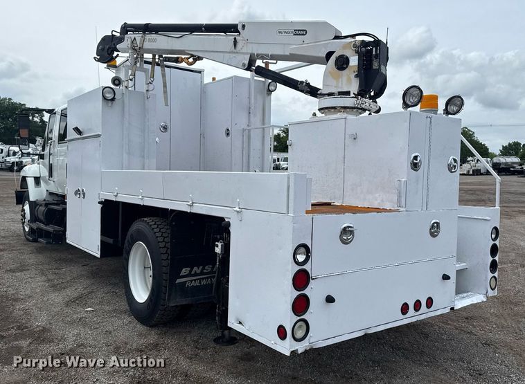 image for item EG5895 2008 International Workstar 7400 Crew Cab utility / service truck