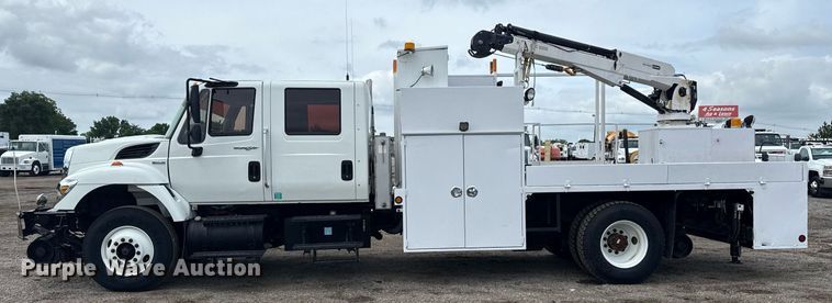 image for item EG5895 2008 International Workstar 7400 Crew Cab utility / service truck