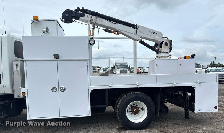 image for item EG5895 2008 International Workstar 7400 Crew Cab utility / service truck