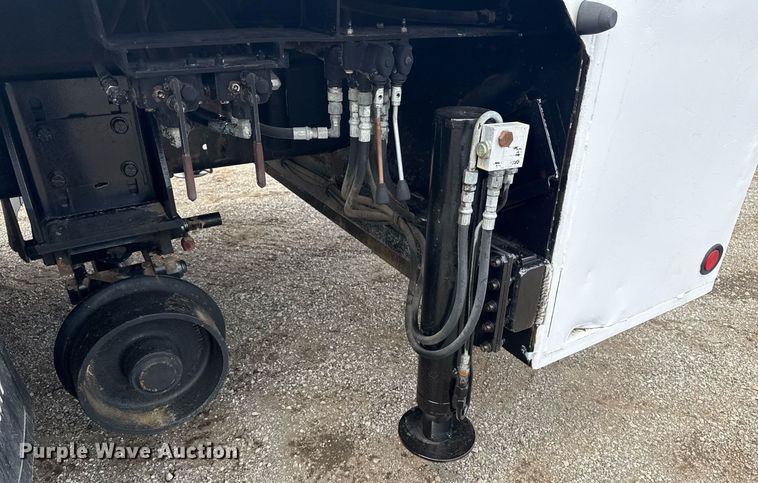 image for item EG5895 2008 International Workstar 7400 Crew Cab utility / service truck