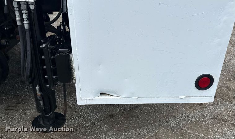 image for item EG5895 2008 International Workstar 7400 Crew Cab utility / service truck