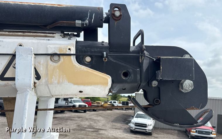 image for item EG5895 2008 International Workstar 7400 Crew Cab utility / service truck