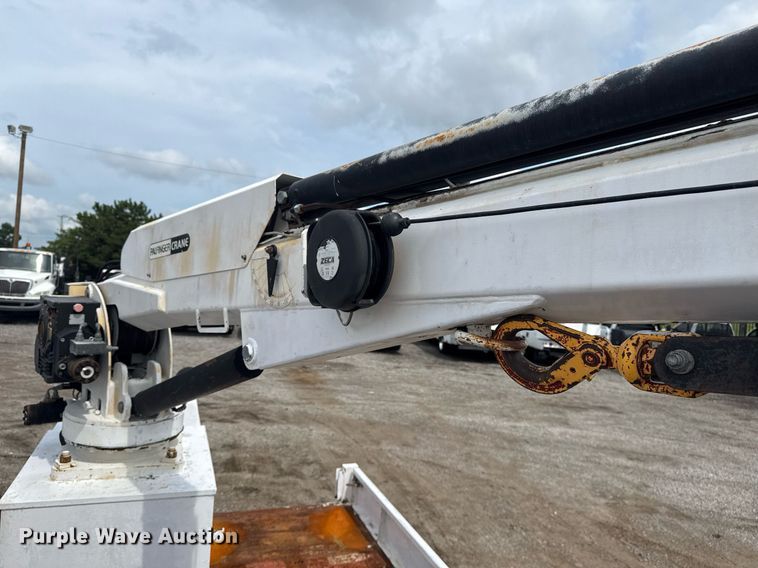 image for item EG5895 2008 International Workstar 7400 Crew Cab utility / service truck