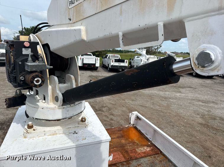 image for item EG5895 2008 International Workstar 7400 Crew Cab utility / service truck