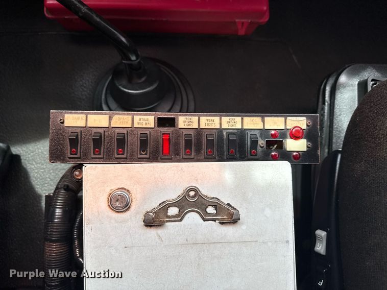 image for item EG5895 2008 International Workstar 7400 Crew Cab utility / service truck