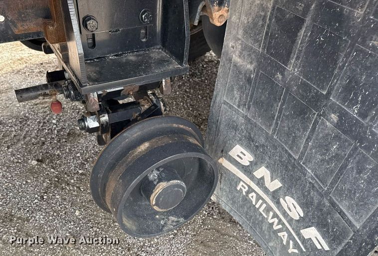 image for item EG5895 2008 International Workstar 7400 Crew Cab utility / service truck