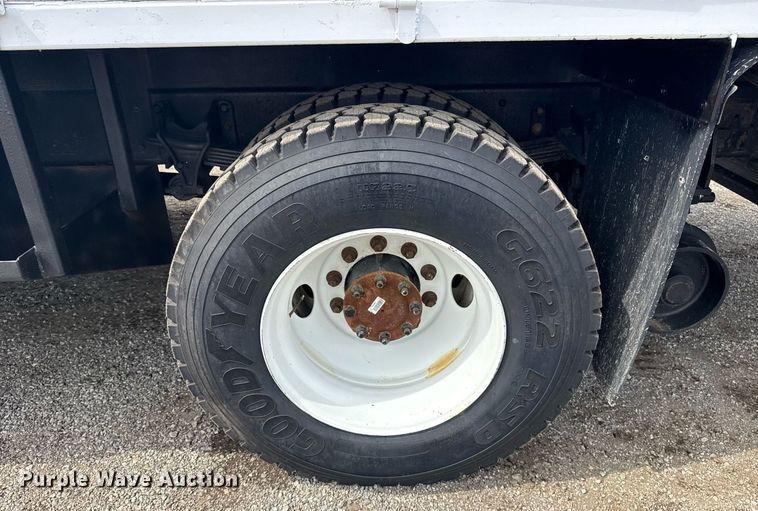 image for item EG5895 2008 International Workstar 7400 Crew Cab utility / service truck