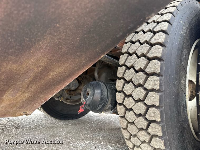 image for item EG5895 2008 International Workstar 7400 Crew Cab utility / service truck