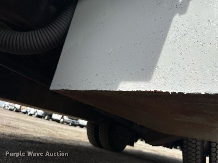 image for item EG5895 2008 International Workstar 7400 Crew Cab utility / service truck