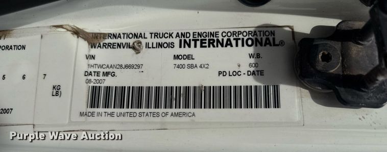image for item EG5895 2008 International Workstar 7400 Crew Cab utility / service truck