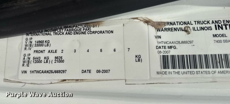 image for item EG5895 2008 International Workstar 7400 Crew Cab utility / service truck