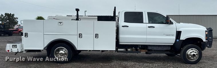 image for item EG5914 2019 Chevrolet Silverado 4500HD Crew Cab utility / service truck