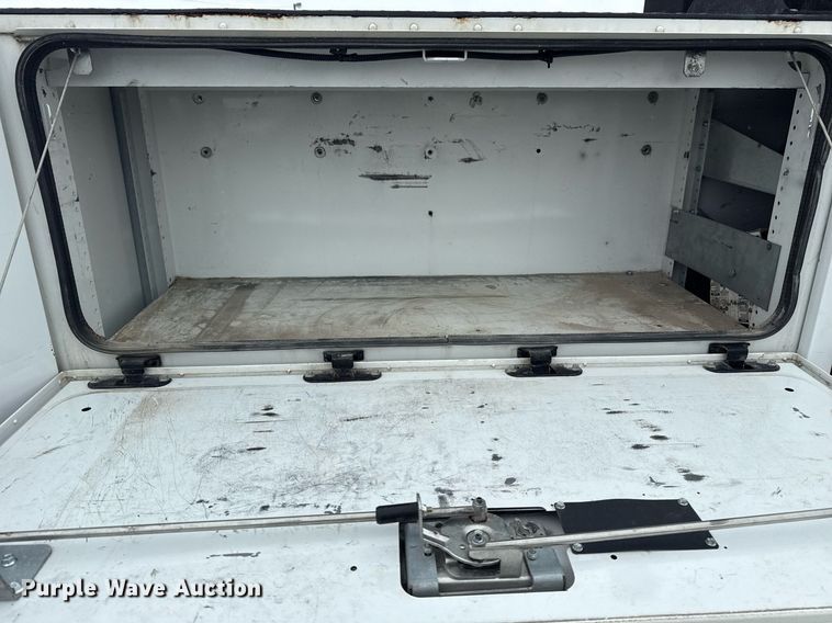 image for item EG5914 2019 Chevrolet Silverado 4500HD Crew Cab utility / service truck