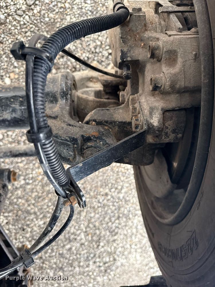 image for item EG5914 2019 Chevrolet Silverado 4500HD Crew Cab utility / service truck