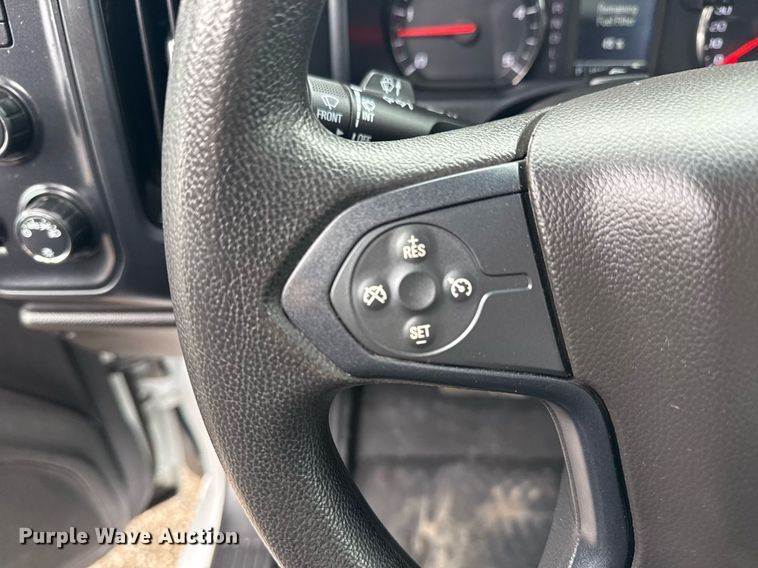 image for item EG5914 2019 Chevrolet Silverado 4500HD Crew Cab utility / service truck