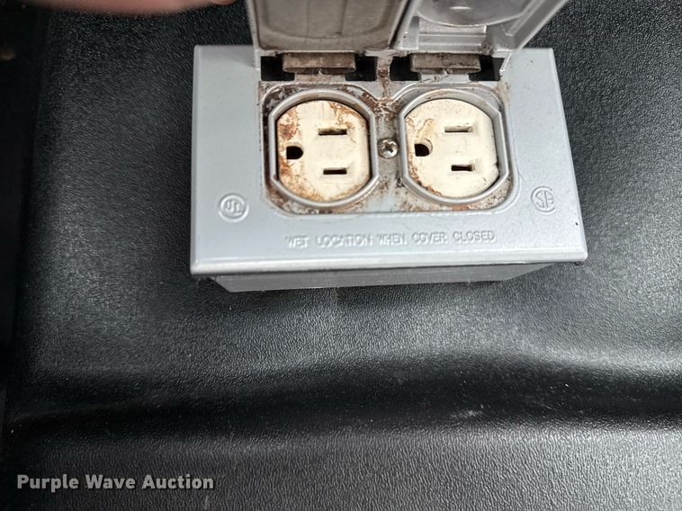 image for item EG5914 2019 Chevrolet Silverado 4500HD Crew Cab utility / service truck