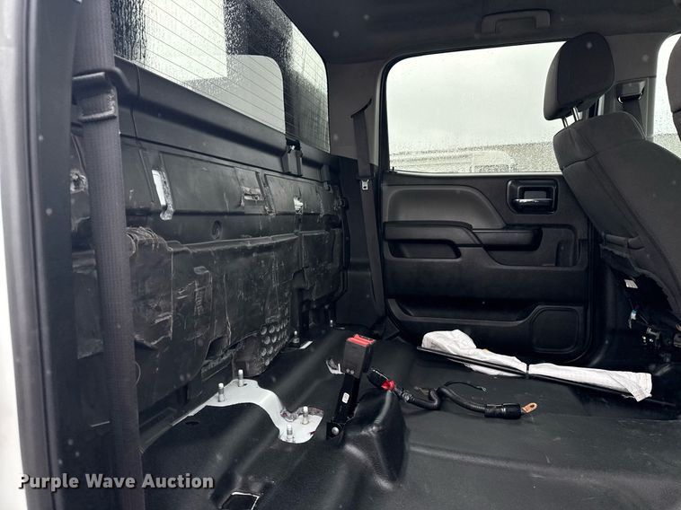 image for item EG5914 2019 Chevrolet Silverado 4500HD Crew Cab utility / service truck