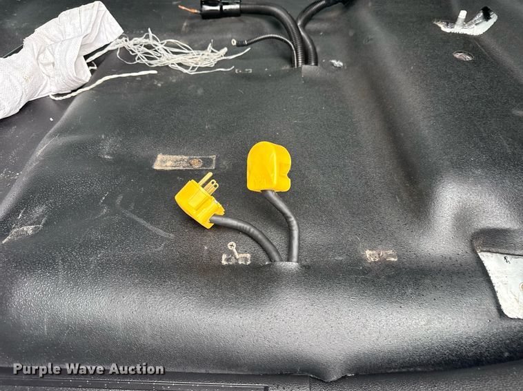 image for item EG5914 2019 Chevrolet Silverado 4500HD Crew Cab utility / service truck