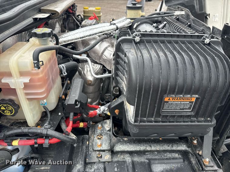 image for item EG5914 2019 Chevrolet Silverado 4500HD Crew Cab utility / service truck