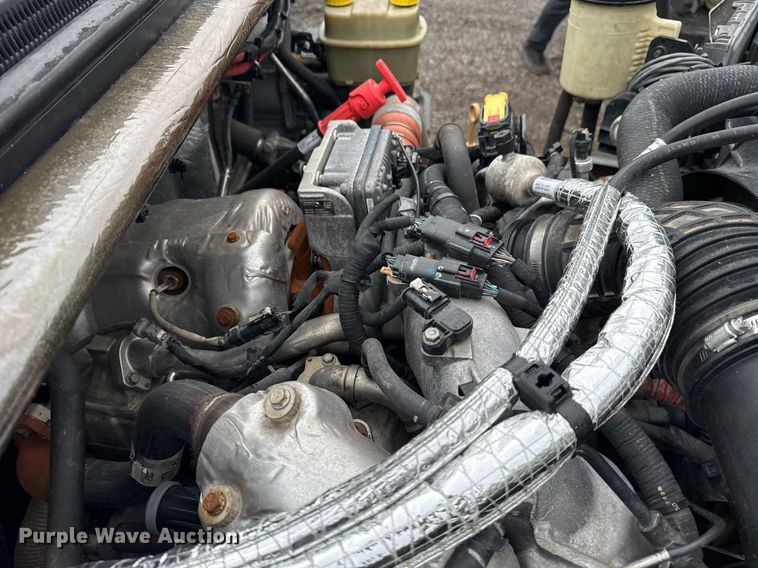 image for item EG5914 2019 Chevrolet Silverado 4500HD Crew Cab utility / service truck