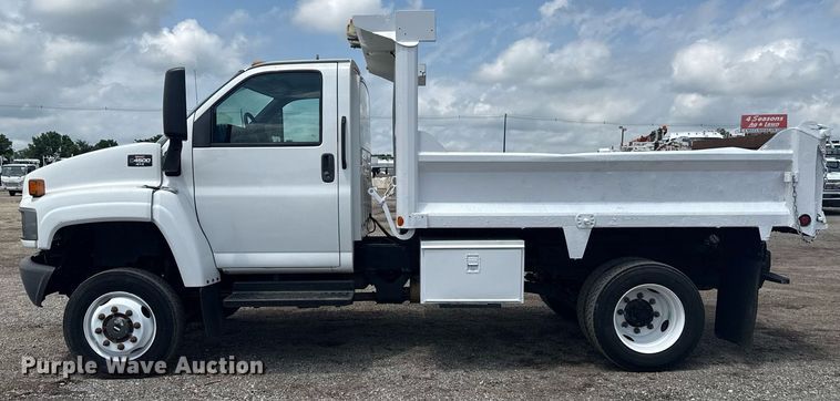 image for item EG5929 2007 GMC C4500 dump truck
