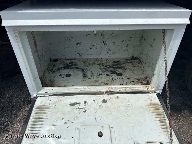 image for item EG5929 2007 GMC C4500 dump truck