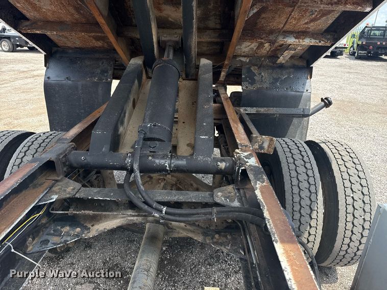 image for item EG5929 2007 GMC C4500 dump truck