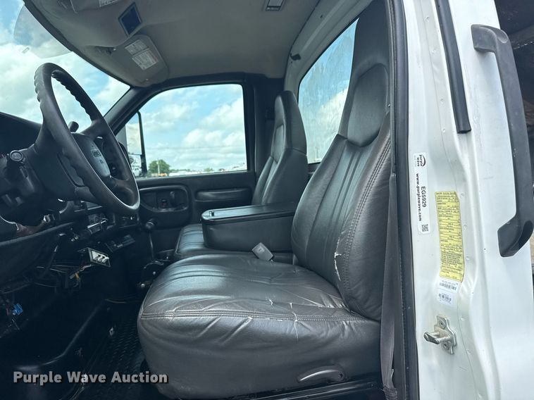 image for item EG5929 2007 GMC C4500 dump truck