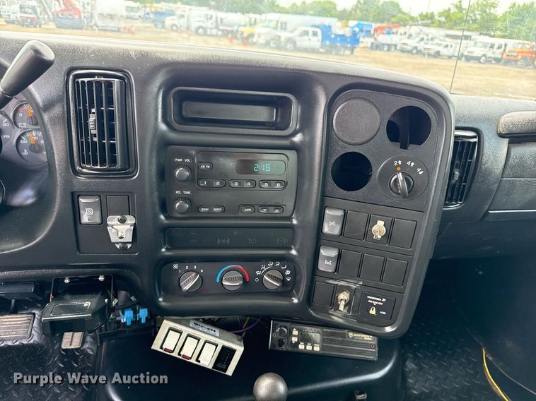 image for item EG5929 2007 GMC C4500 dump truck