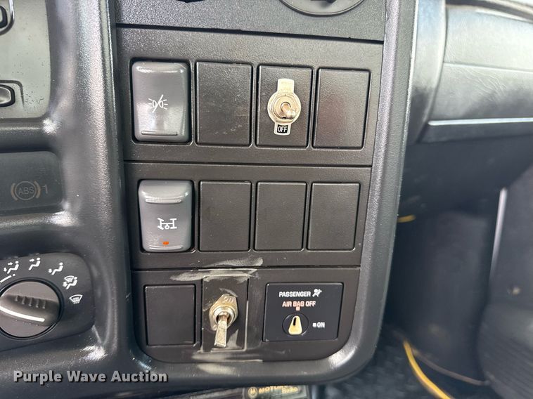 image for item EG5929 2007 GMC C4500 dump truck