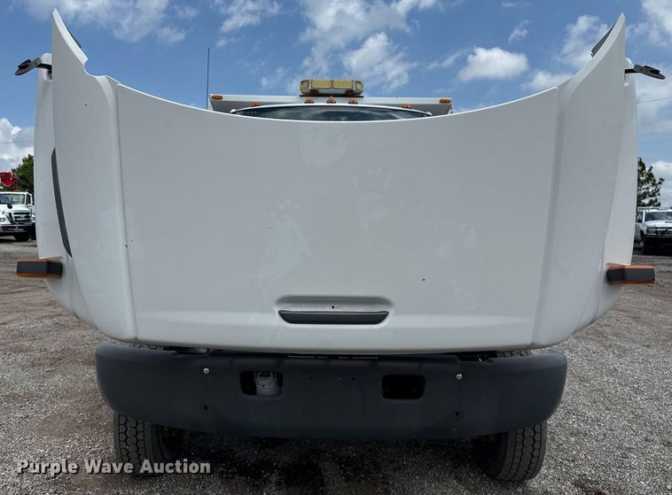 image for item EG5929 2007 GMC C4500 dump truck