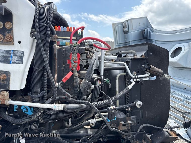 image for item EG5929 2007 GMC C4500 dump truck