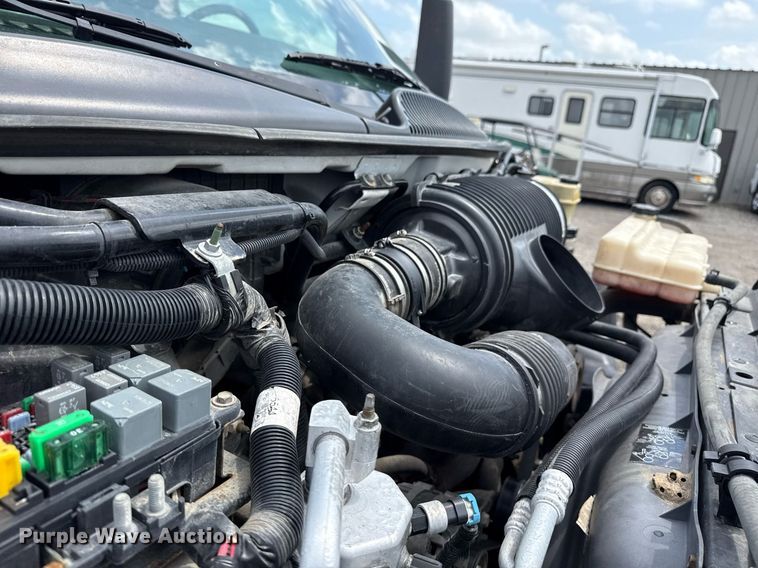 image for item EG5929 2007 GMC C4500 dump truck