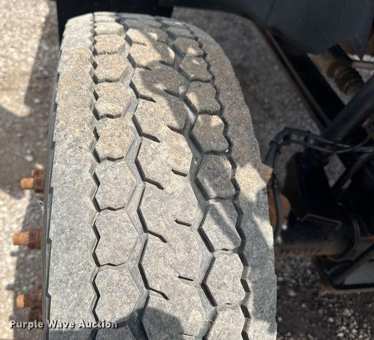 image for item EG5929 2007 GMC C4500 dump truck