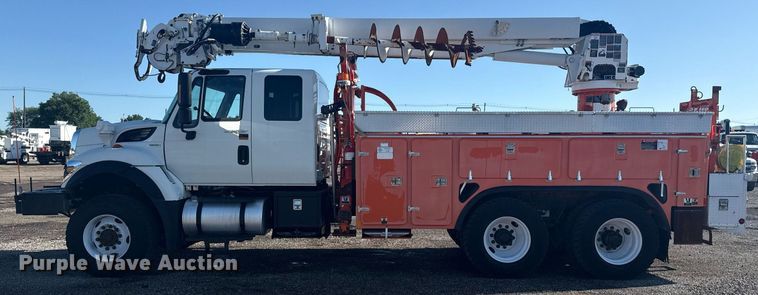 image for item EG5932 2011 International 7500 Ext. Cab digger derrick truck