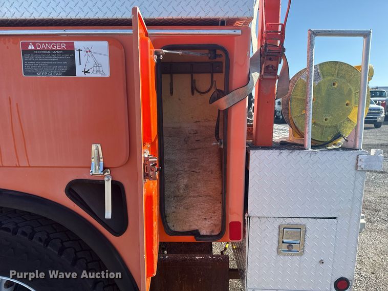 image for item EG5932 2011 International 7500 Ext. Cab digger derrick truck