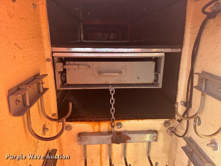 image for item EG5932 2011 International 7500 Ext. Cab digger derrick truck