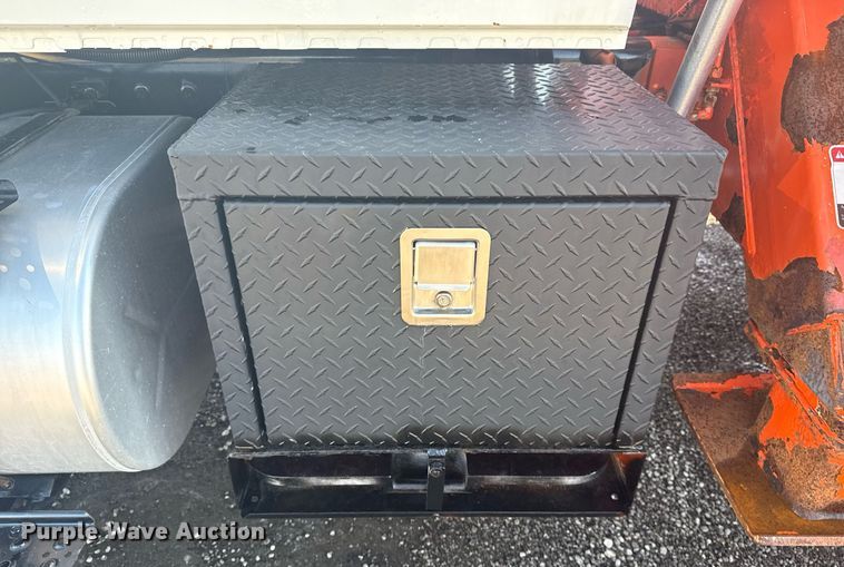 image for item EG5932 2011 International 7500 Ext. Cab digger derrick truck