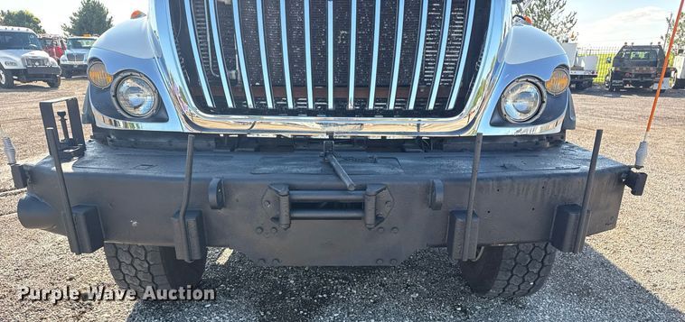 image for item EG5932 2011 International 7500 Ext. Cab digger derrick truck