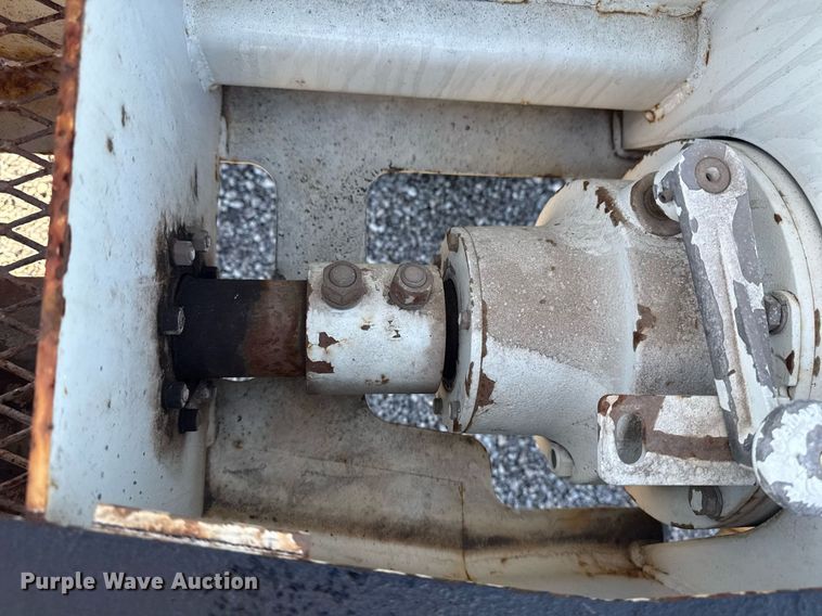 image for item EG5932 2011 International 7500 Ext. Cab digger derrick truck