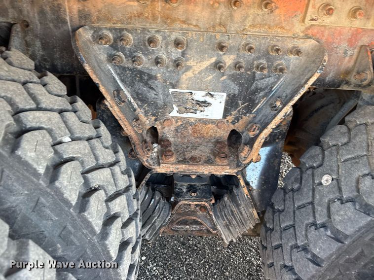 image for item EG5932 2011 International 7500 Ext. Cab digger derrick truck