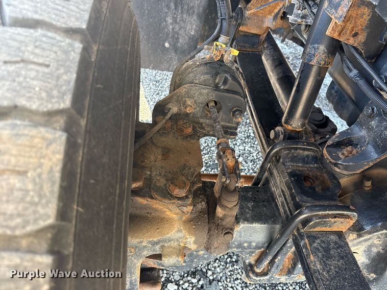 image for item EG5932 2011 International 7500 Ext. Cab digger derrick truck