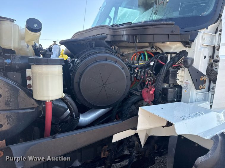 image for item EG5932 2011 International 7500 Ext. Cab digger derrick truck