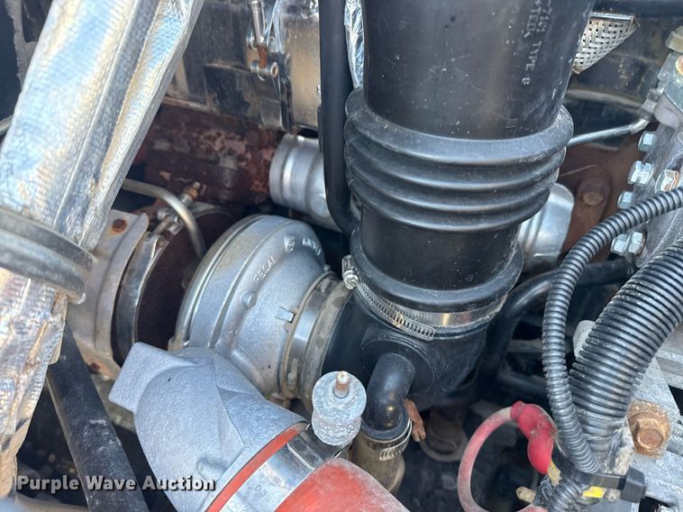 image for item EG5932 2011 International 7500 Ext. Cab digger derrick truck