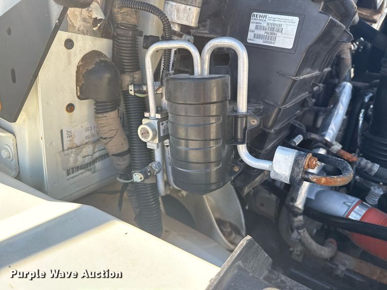 image for item EG5932 2011 International 7500 Ext. Cab digger derrick truck