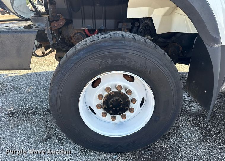 image for item EG5932 2011 International 7500 Ext. Cab digger derrick truck