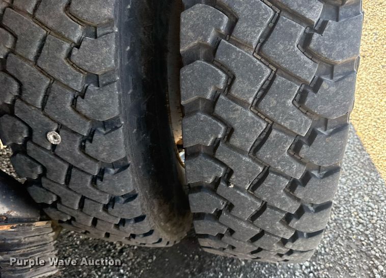 image for item EG5932 2011 International 7500 Ext. Cab digger derrick truck