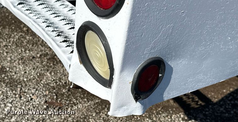 image for item EG5933 2006 Freightliner Business Class M2 Crew Cab utility / service truck